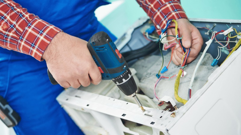 Gölbaşı Hisense Hisense çamaşır makinesi kart tamiri – Su almama arızası orijinal parça ile giderildi. - Teknik servis örneği